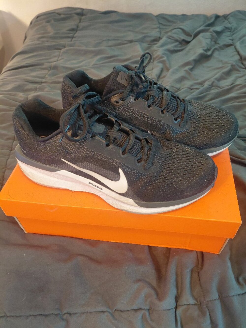 Womens Nike shoes